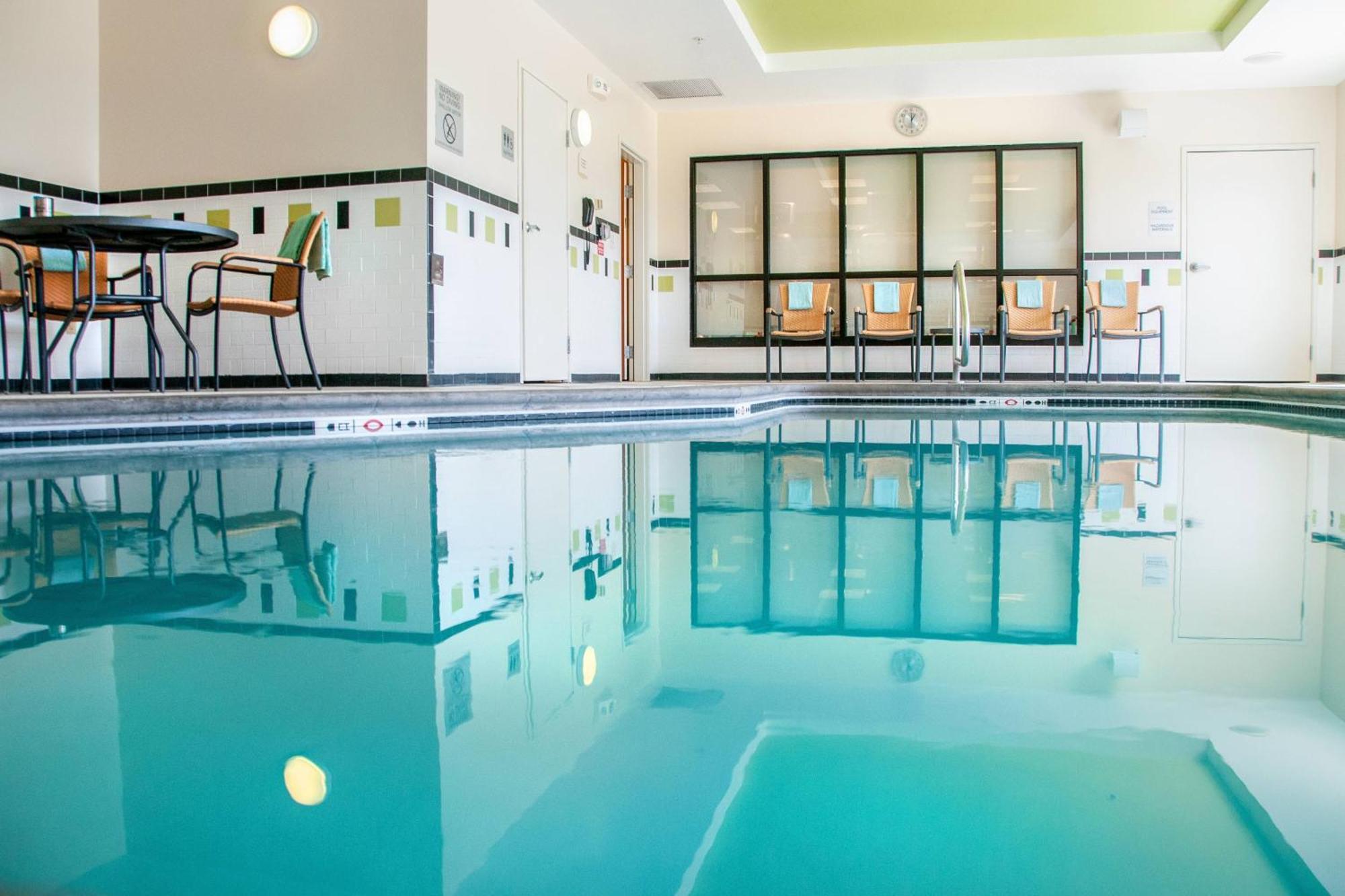 Fairfield Inn And Suites By Marriott Colorado Springs North Air Force Academy Gleneagle Bagian luar foto