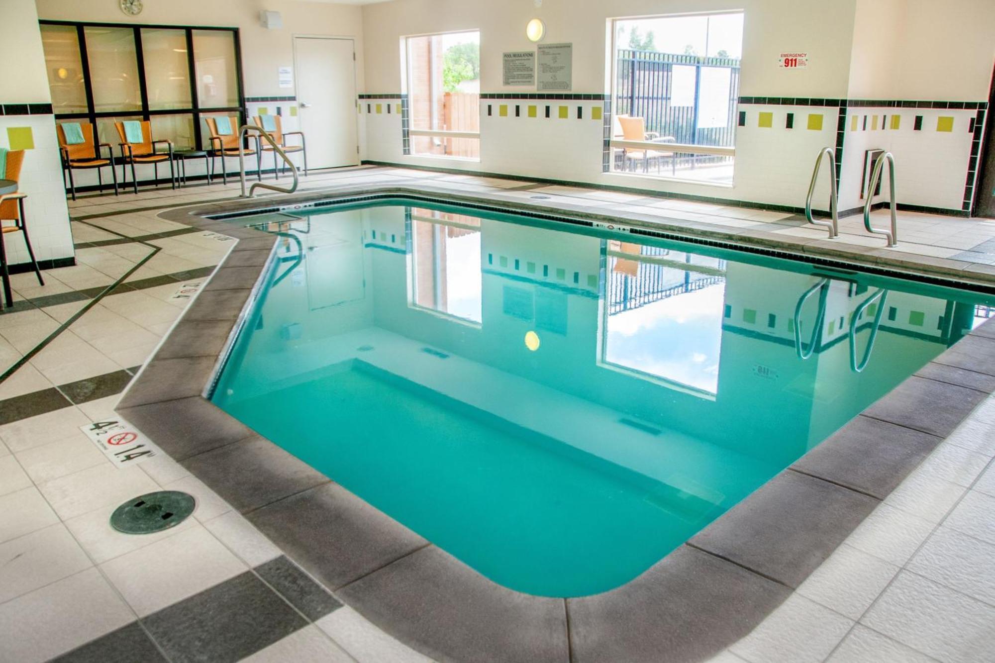 Fairfield Inn And Suites By Marriott Colorado Springs North Air Force Academy Gleneagle Bagian luar foto