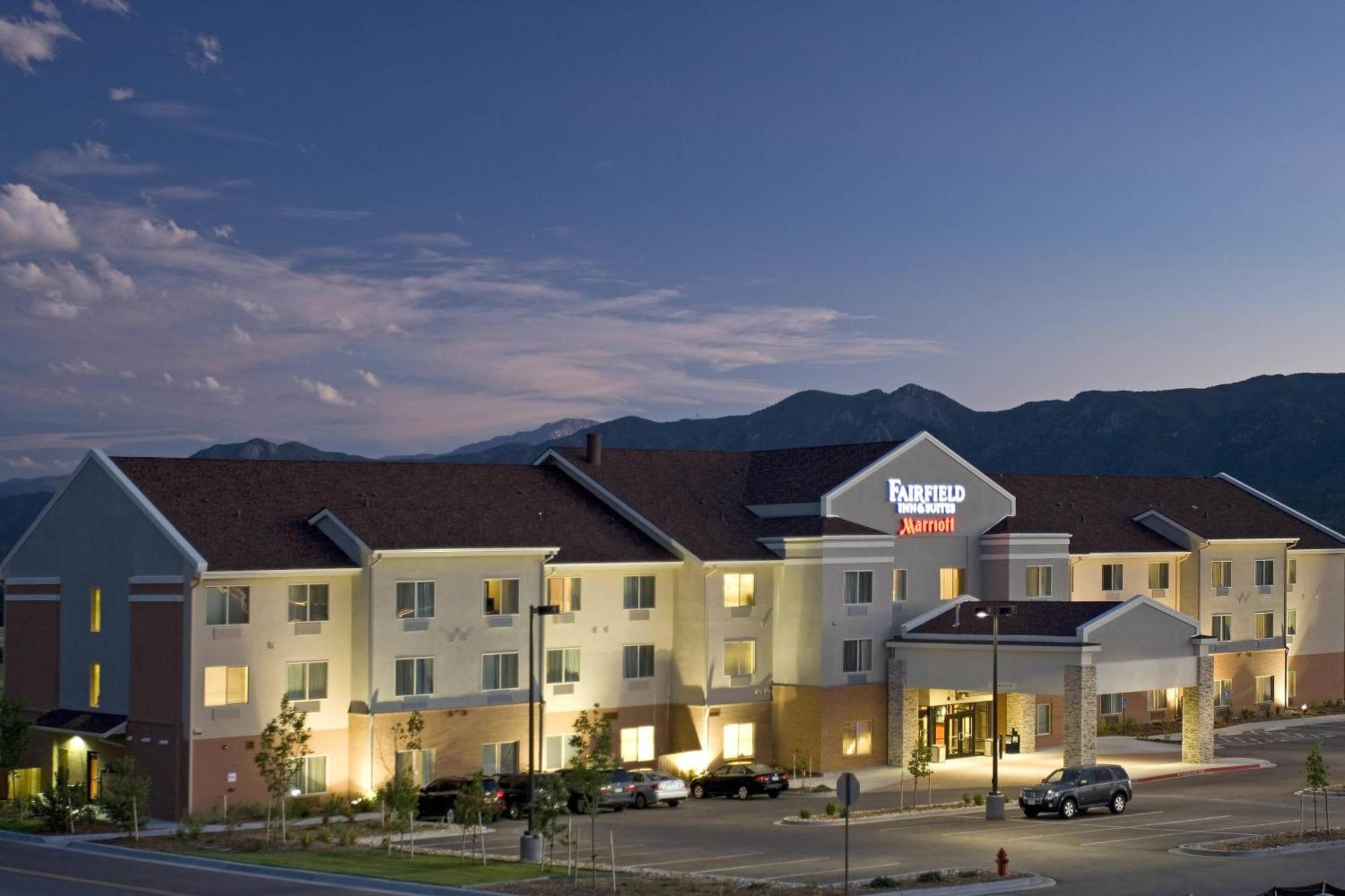 Fairfield Inn And Suites By Marriott Colorado Springs North Air Force Academy Gleneagle Bagian luar foto